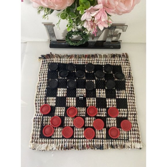 Checkers Board Game with Rug Board 12" x 12½”  12 Black 12 Red Checkers Vintage - Picture 13 of 16
